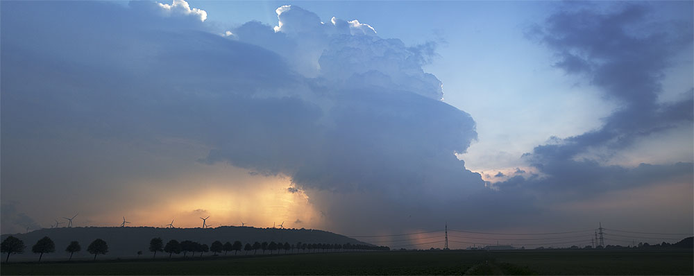 7_11_Gewitter_Panorama1.jpg