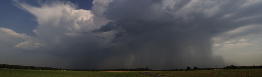 Augustgewitter_Panorama1.jpg